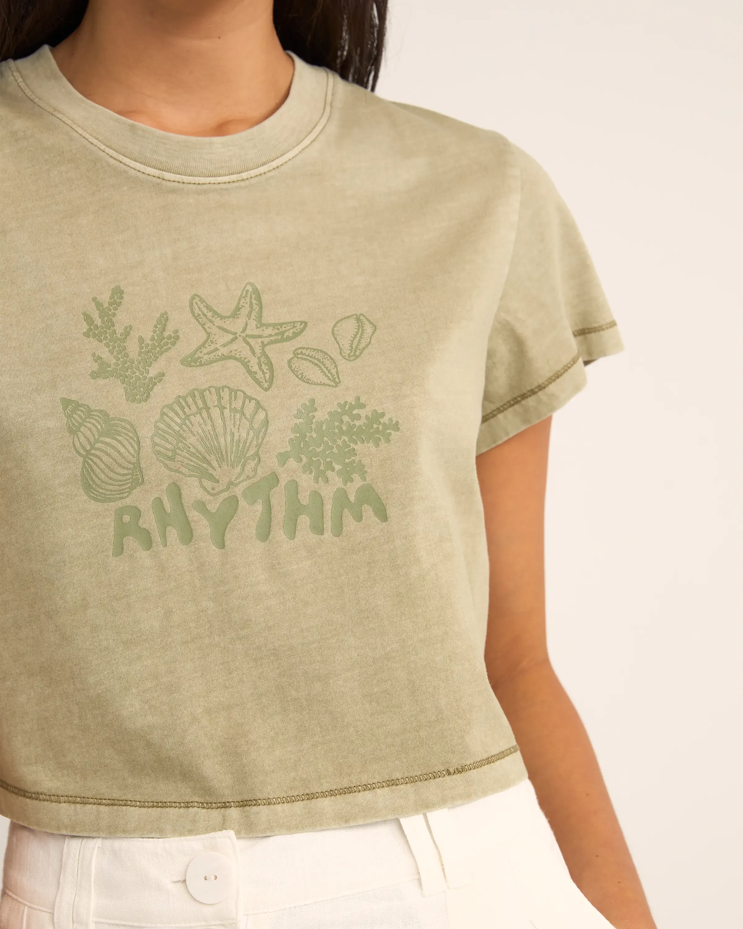 Beachcomber Crop T-Shirt in Efeu
