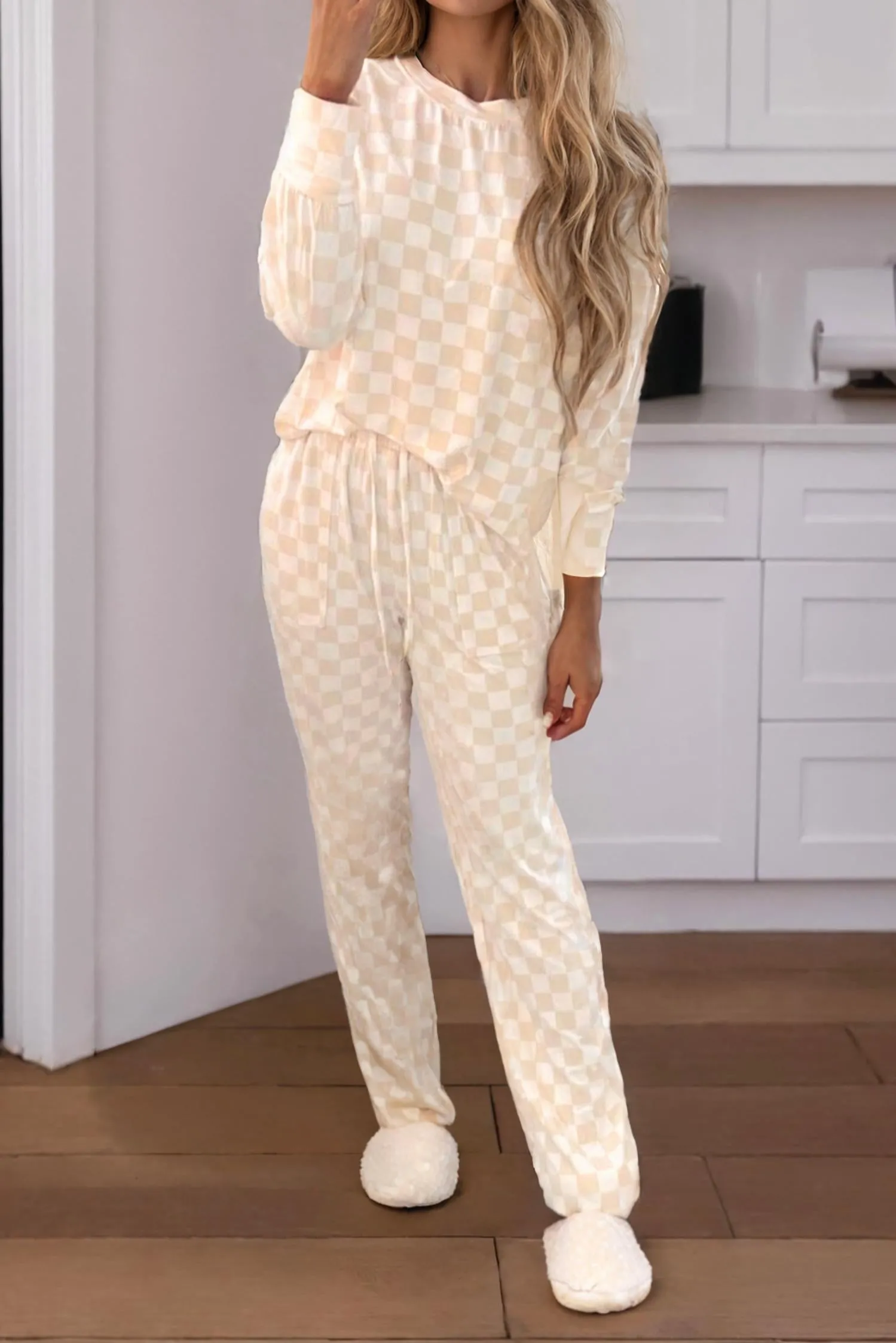 Kariertes Langarm-Oberteil und Hose Lounge-Set in Beige