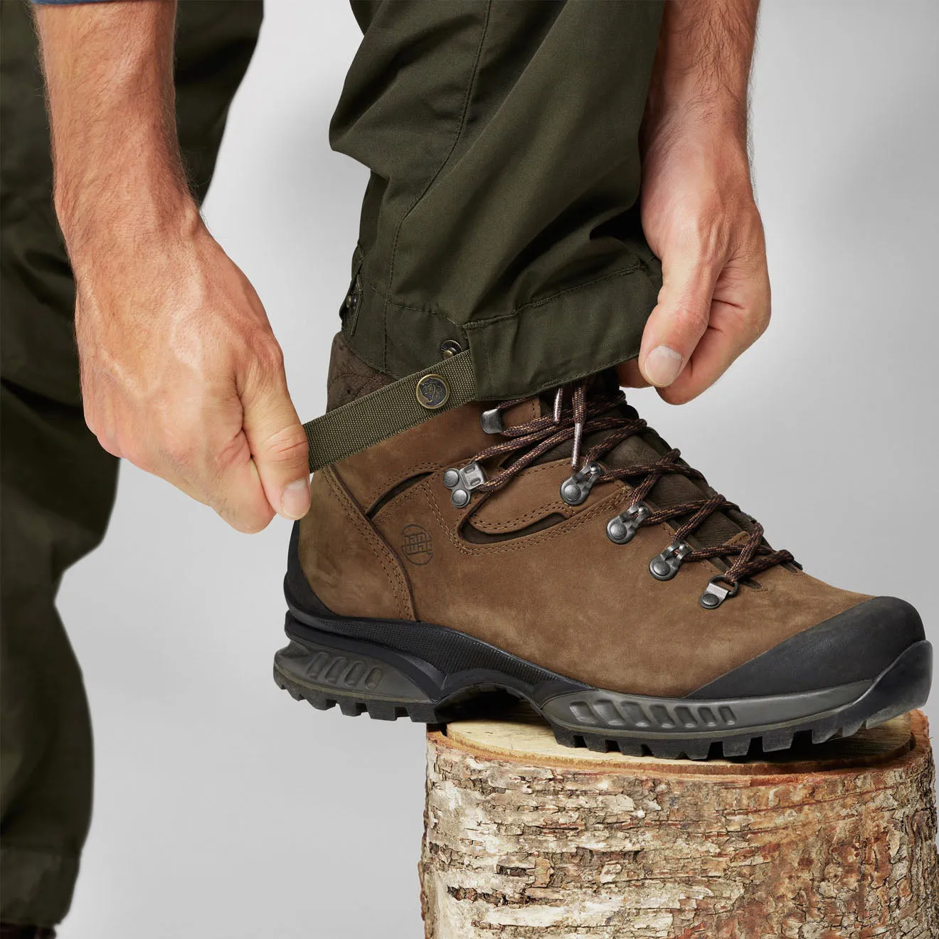 Fjallraven Vidda Pro Hose Regular Dunkeloliv-Schwarz
