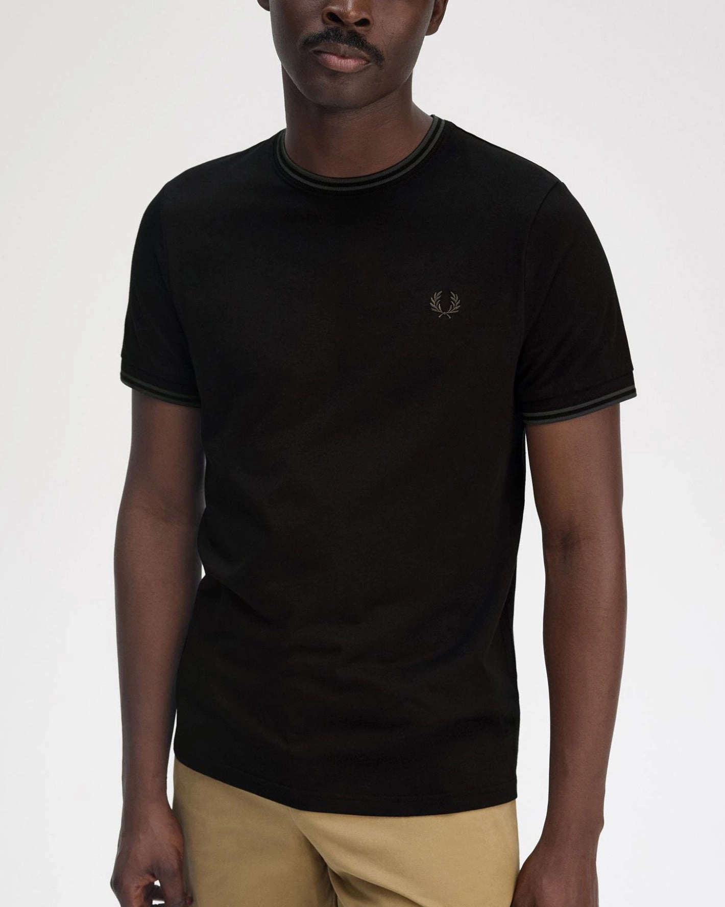 Fred Perry Twin Tipped T Shirt - Black / Court Green