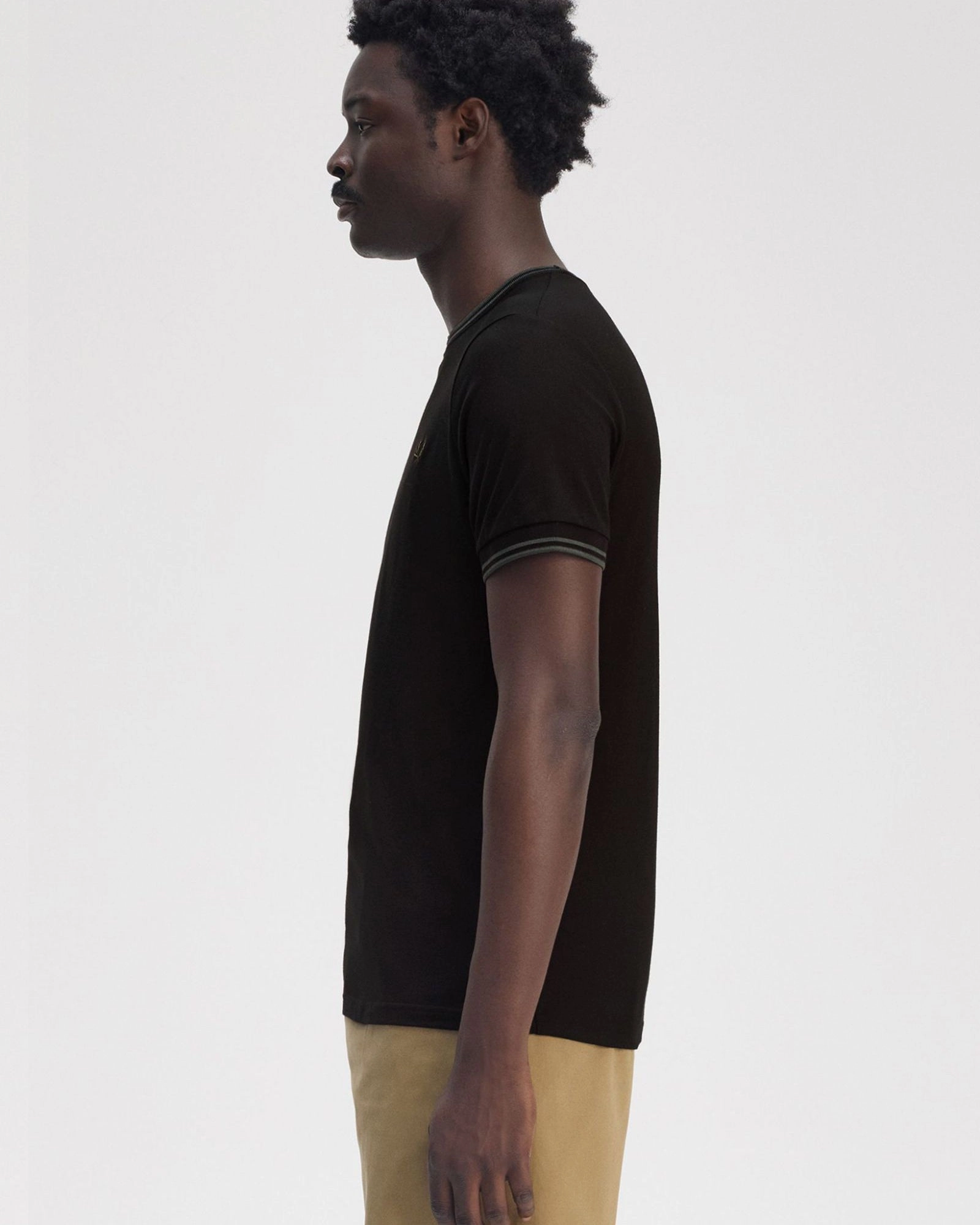Fred Perry Twin Tipped T Shirt - Black / Court Green