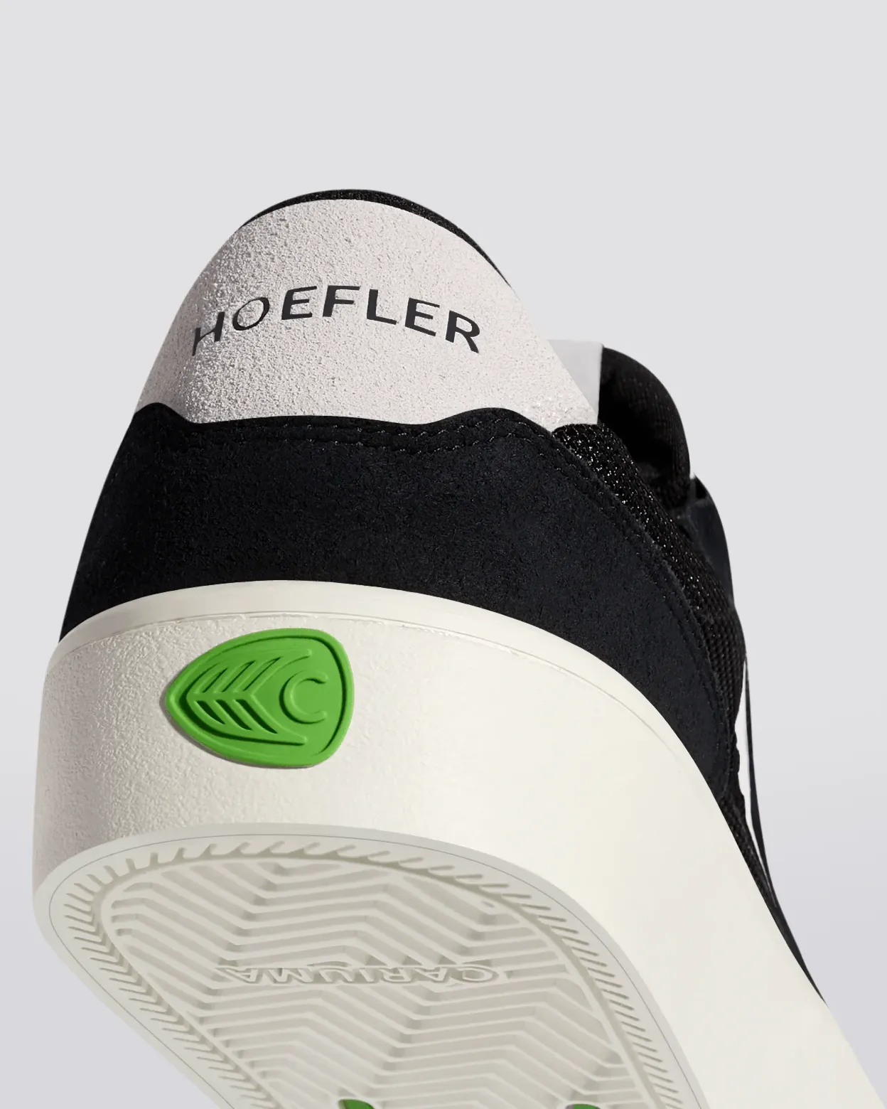 Hoefler T20 Schuhe in Schwarz Wildleder & Elfenbein