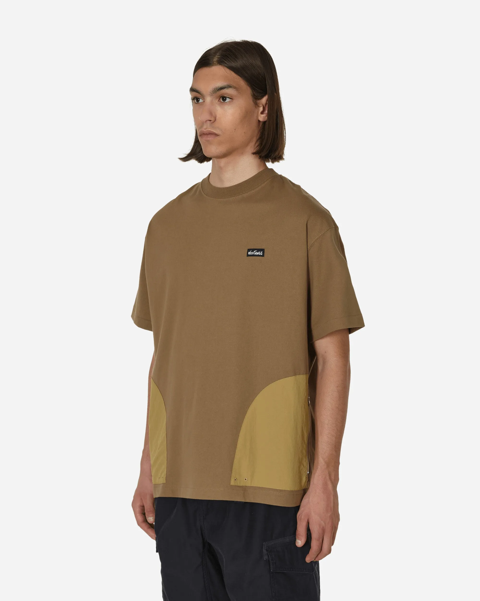 Tiefes T-Shirt Sand
