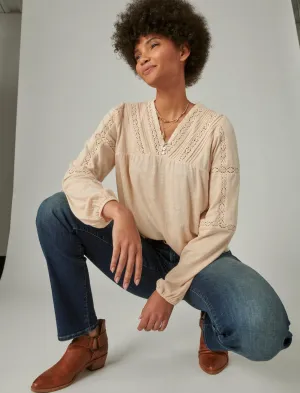 Lucky Brand Bauernbluse mit Spitzeneinsätzen und langen Ärmeln in Sanddollar-Farbe von Lucky Brand