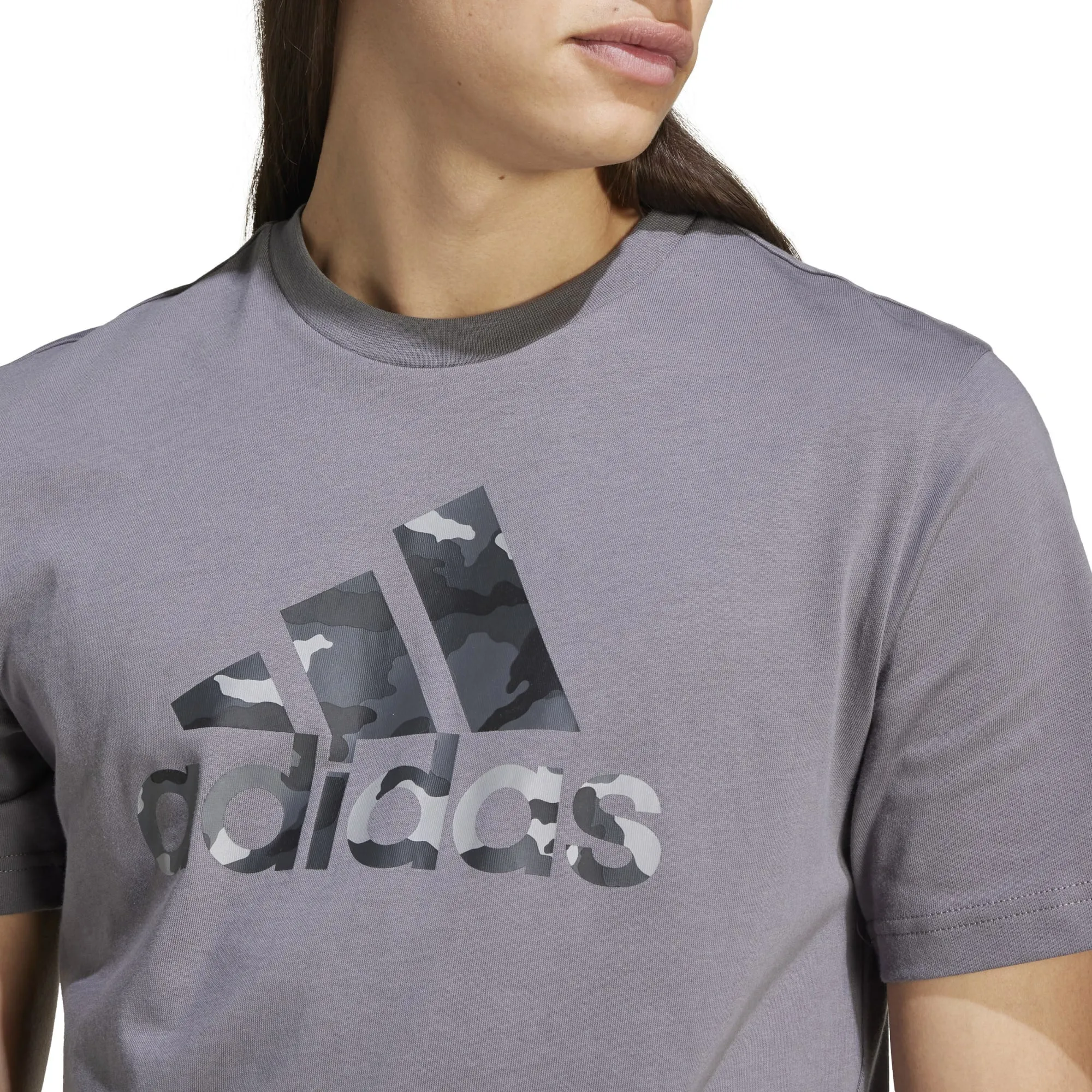 Herren T-Shirt mit Camouflage-Sportabzeichen-Print