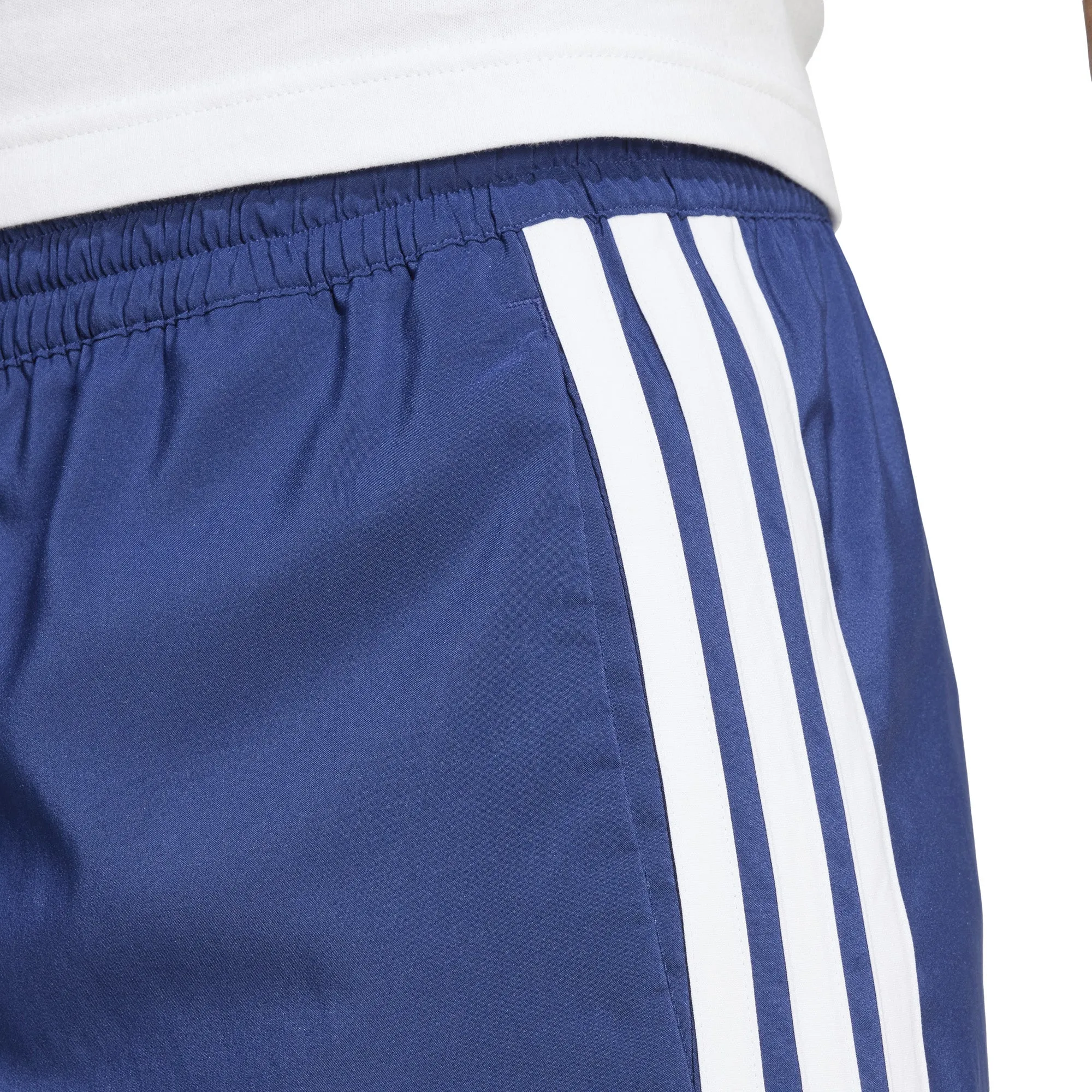 Herren Essential 3-Streifen Chelsea Shorts