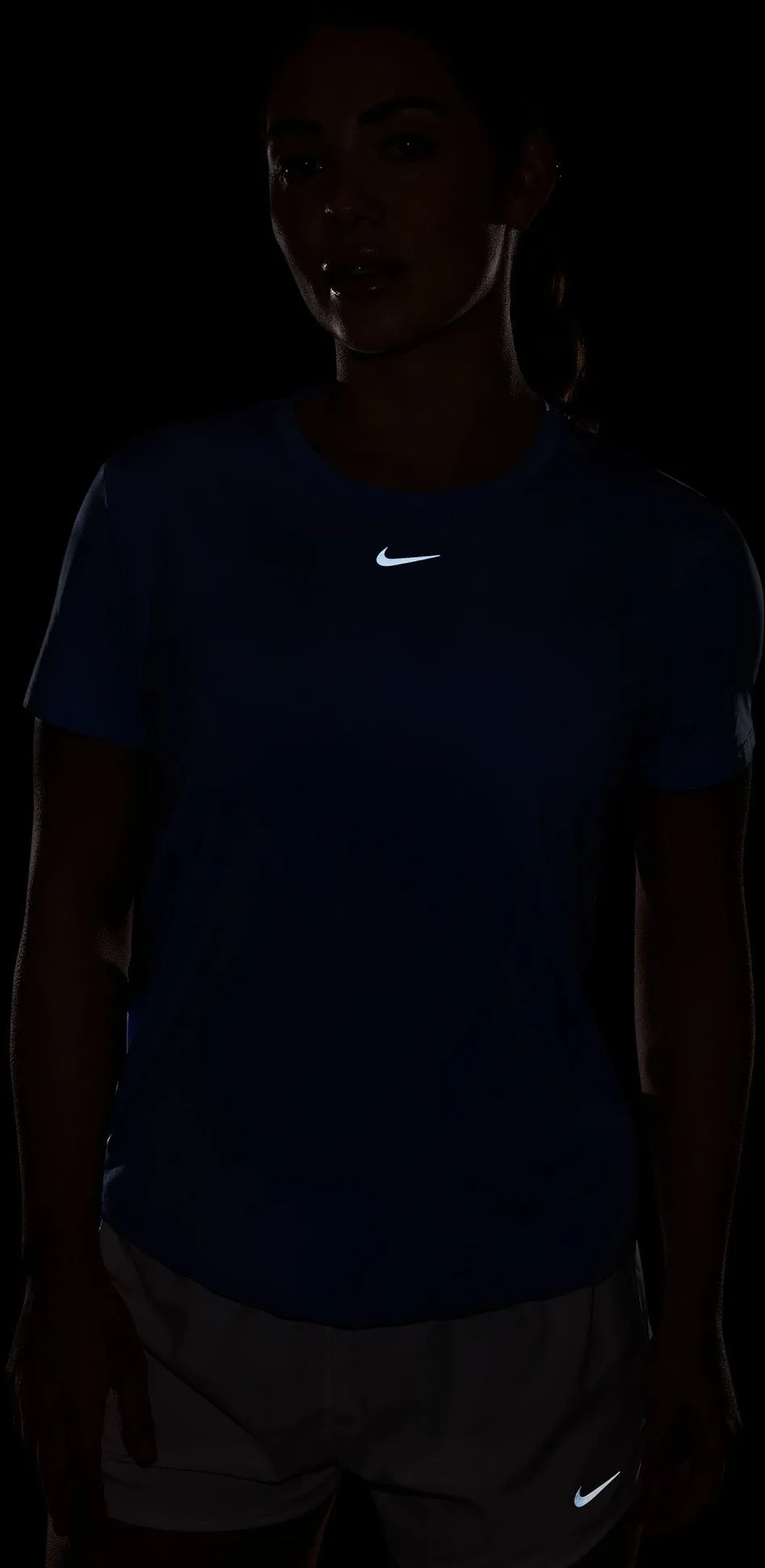 Nike One Classic Damen Dri-Fit Kurzarm-Shirt