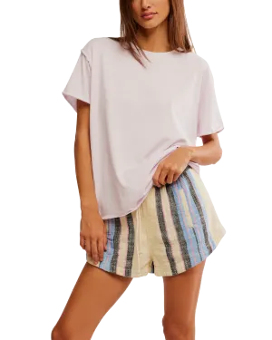 Nina T-Shirt in fallenden Blütenblättern