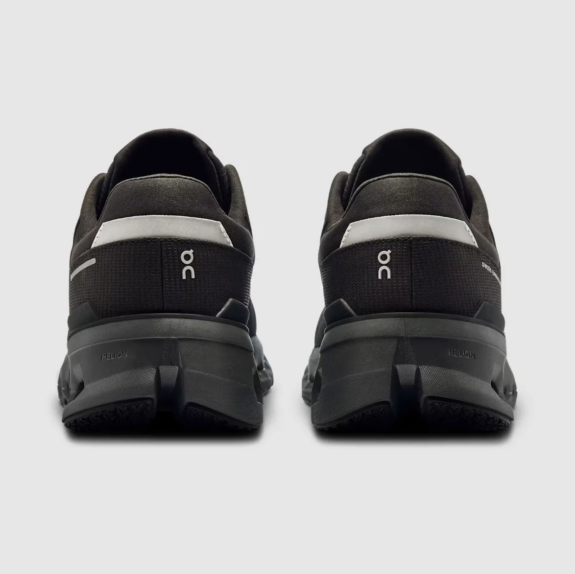 On Women's Cloudrunner 2 wasserdichte Schuhe - Magnet / Schwarz On Cloud Schuhe