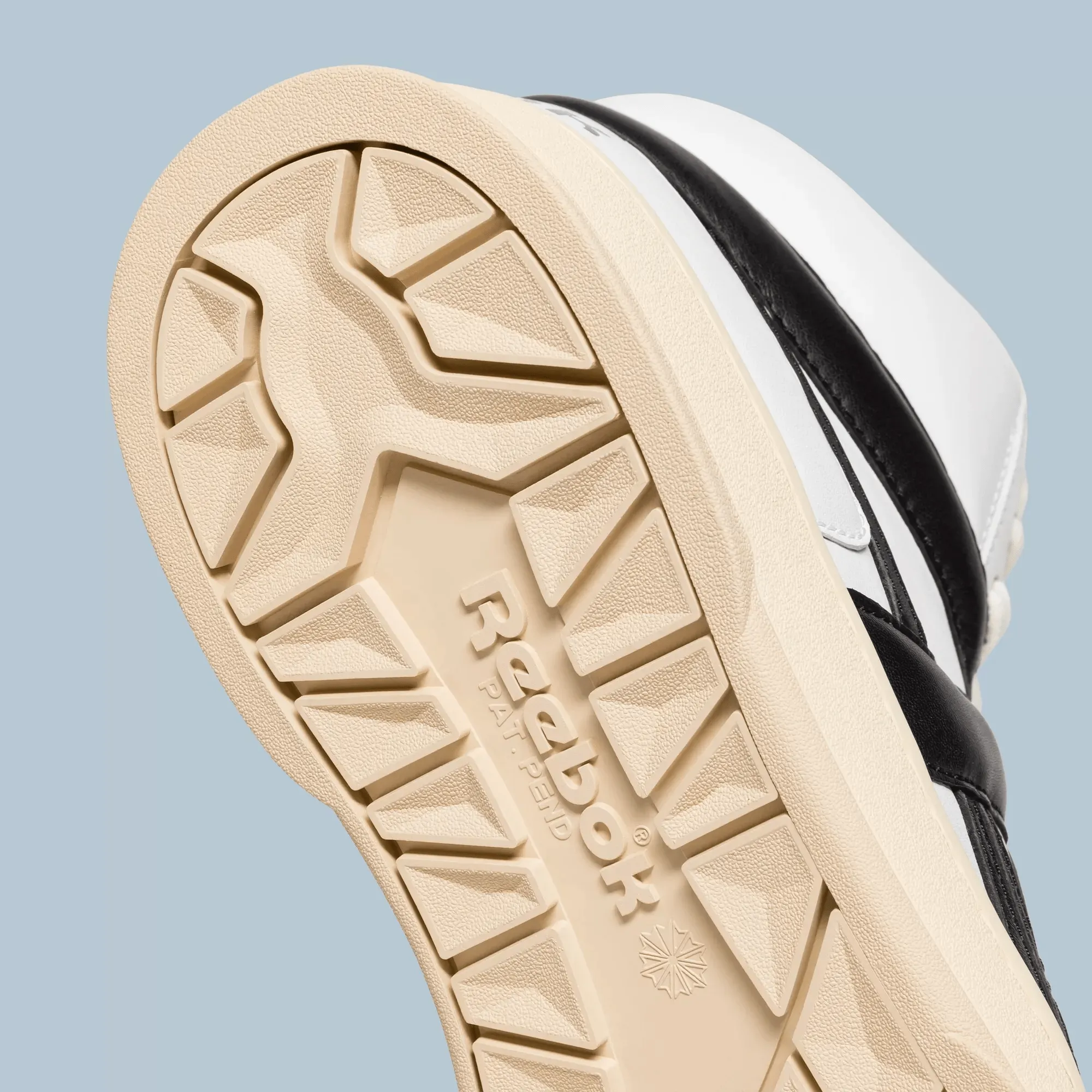 Reebok Schuhe BB 5600 LTD Schuhe
