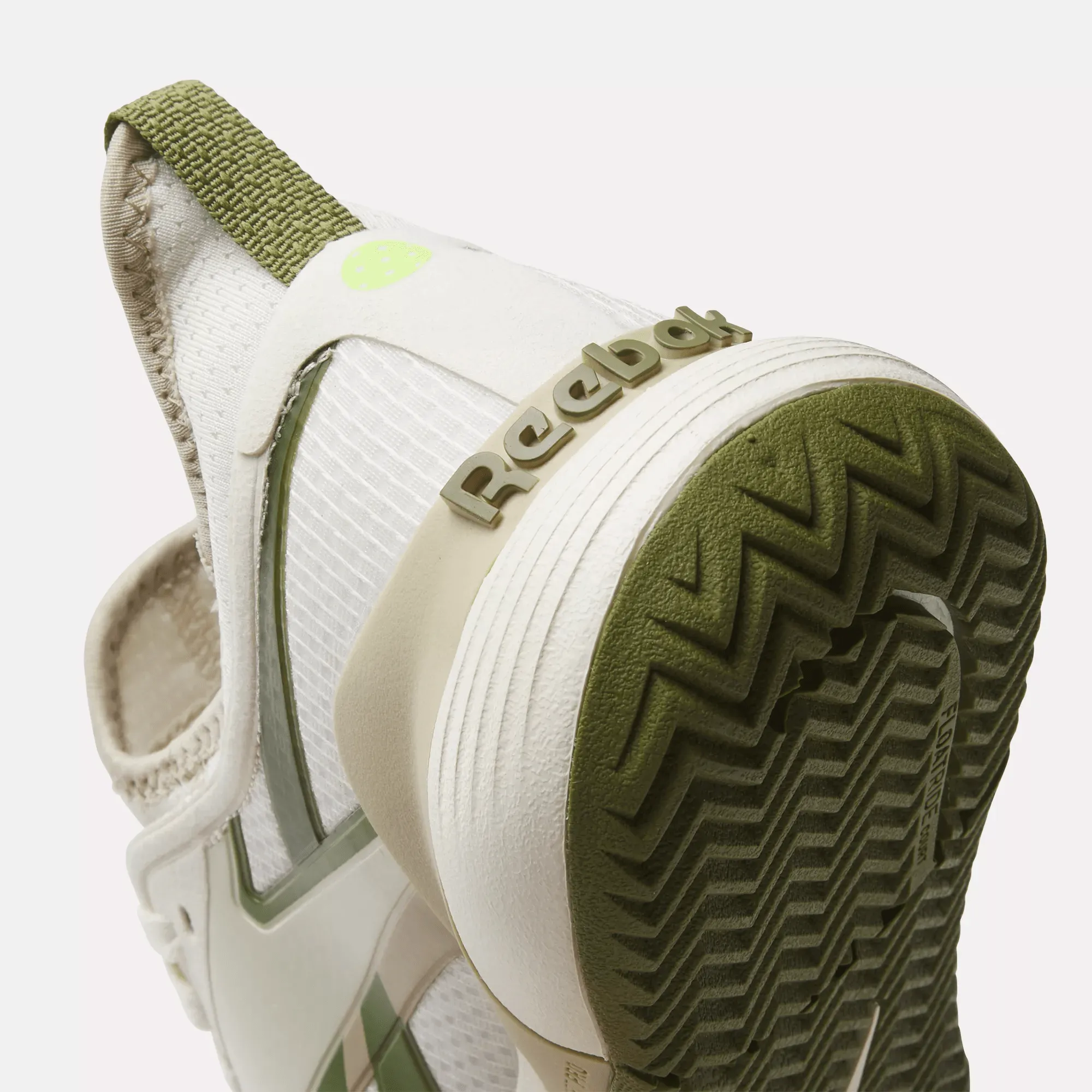 Reebok Schuhe Reebok x Recess Nano Court Schuhe