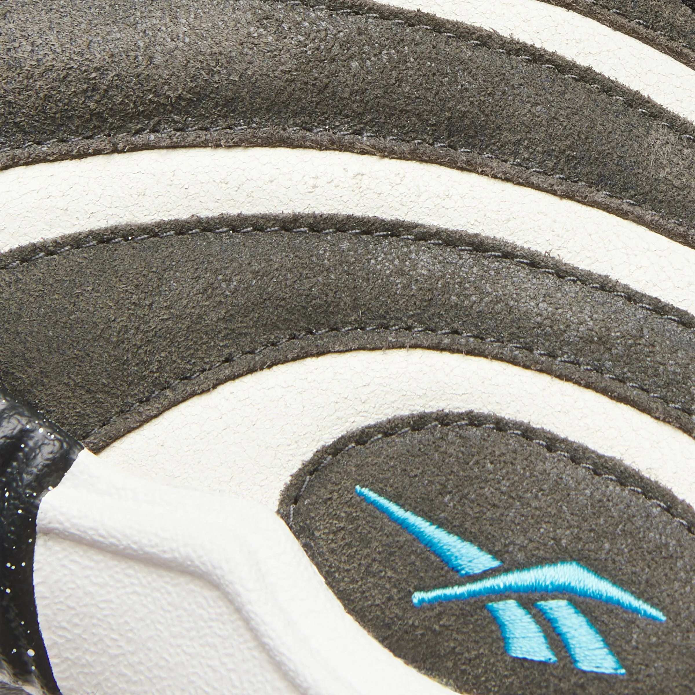 Reebok Schuhe Shaqnosis Retro Basketballschuhe