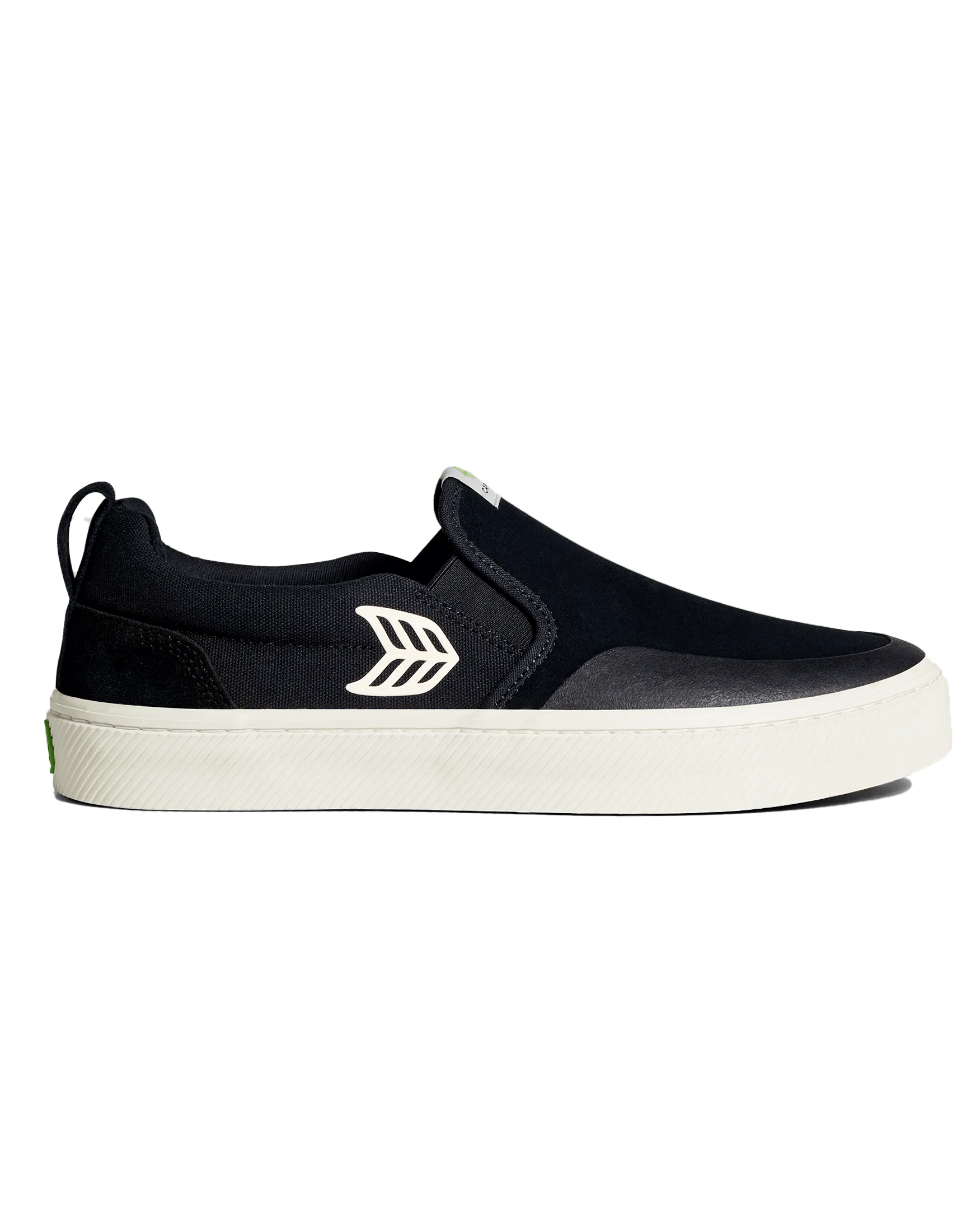 Slip On Skate Pro Schuhe in Schwarz Wildleder & Elfenbein-Logo