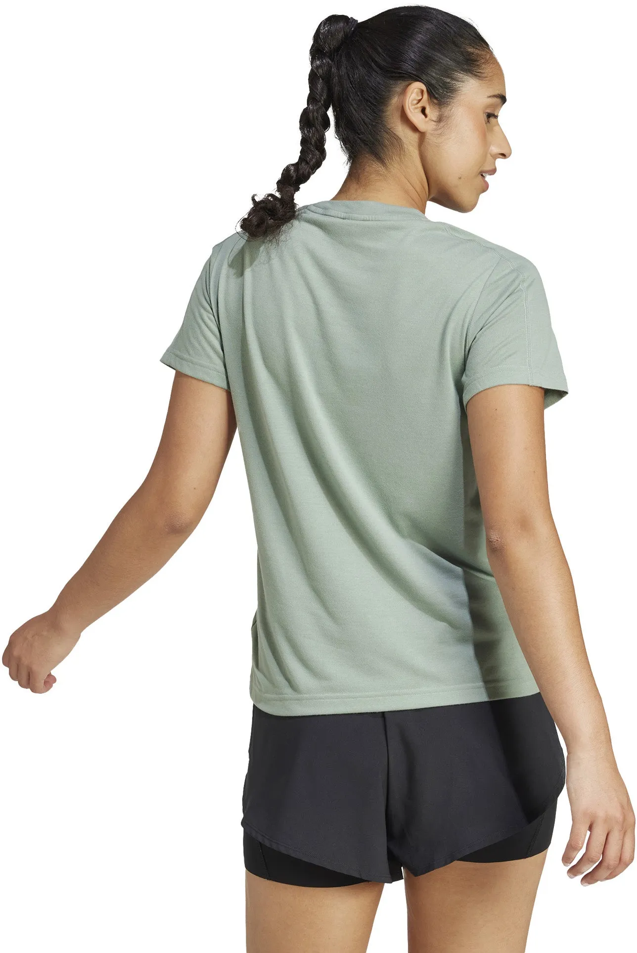 Frauen AEROREADY Train Essentials Crewneck T-Shirt mit dezentem Branding