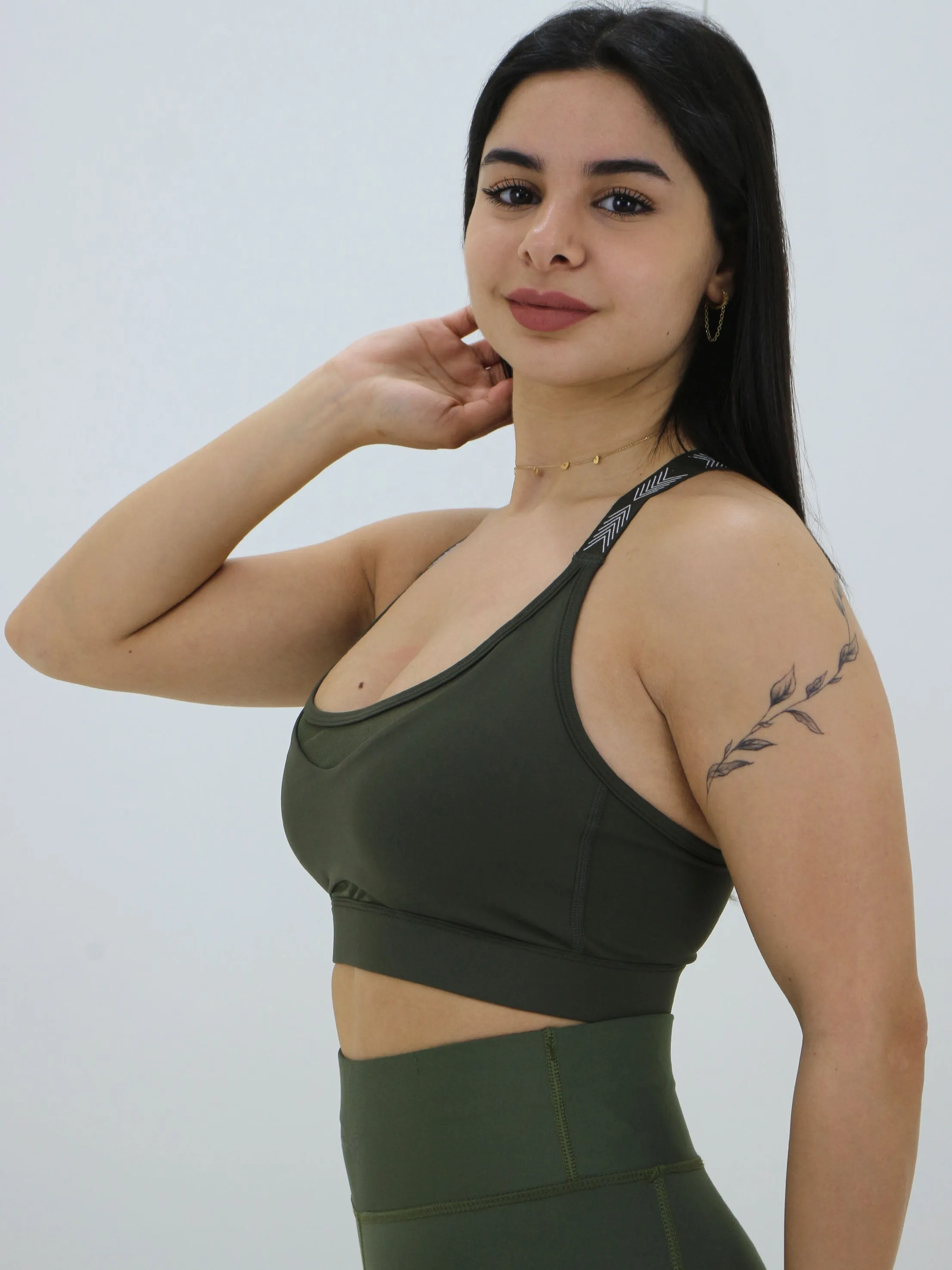 Damen-Criss-Cross-Mesh-Sport-BH, Olive